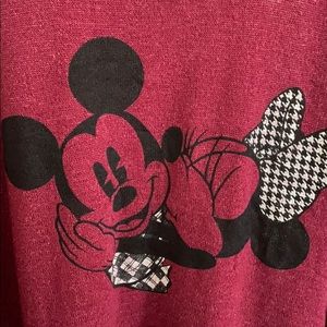 Disney Parks Mickey and Minnie Smooch Sweater 3x
